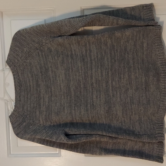 Heart Sweater - Picture 2 of 3